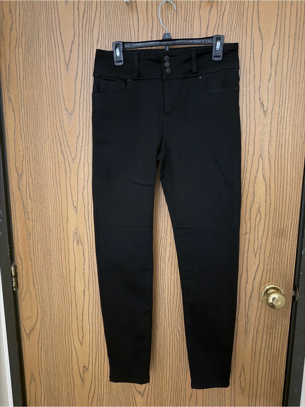 SHEIN Black Skinny Jeans with Triple-Button Waist
